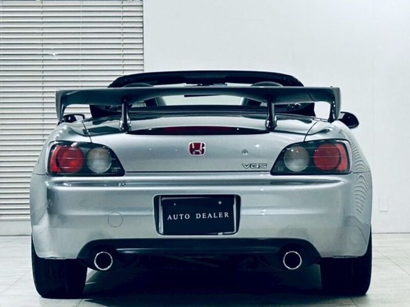 S2000