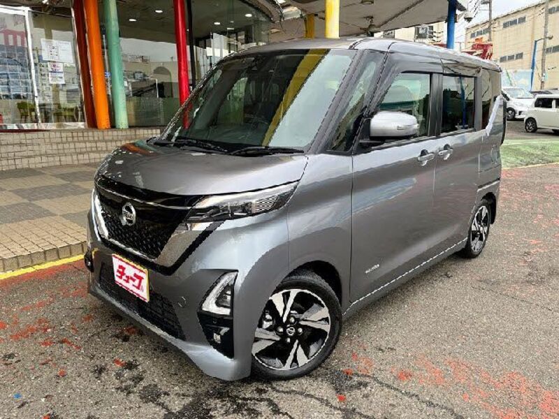 NISSAN ROOX