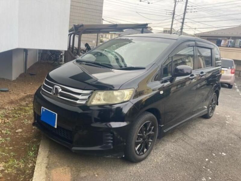 HONDA FREED SPIKE