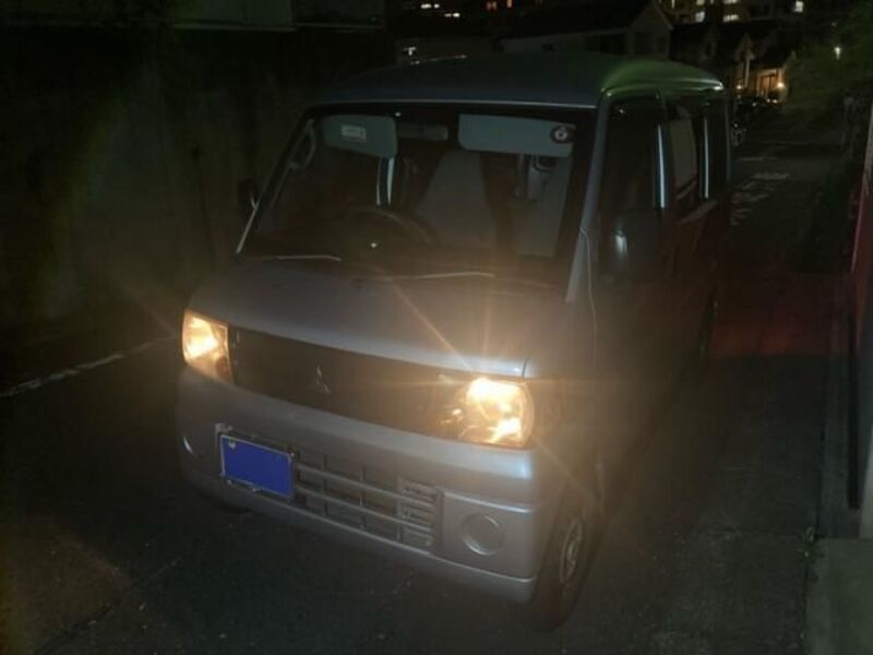 MITSUBISHI MINICAB VAN