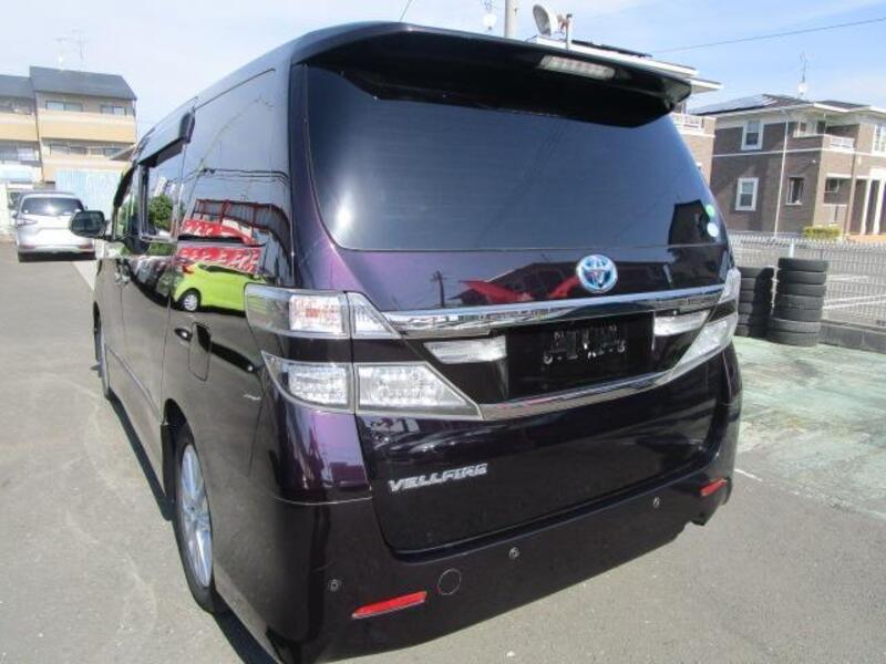 VELLFIRE