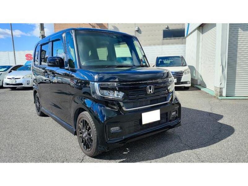 HONDA N BOX CUSTOM