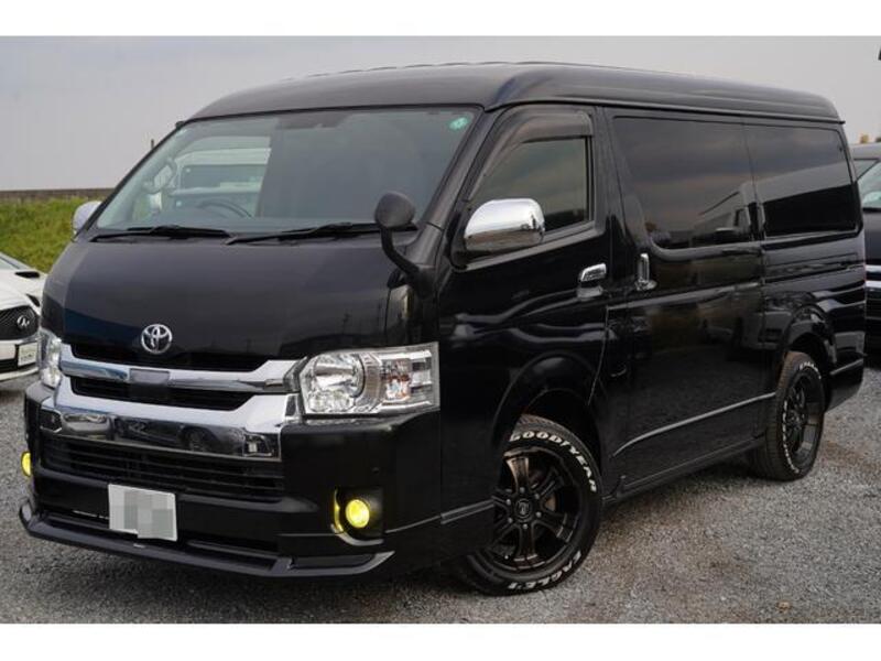 TOYOTA HIACE WAGON