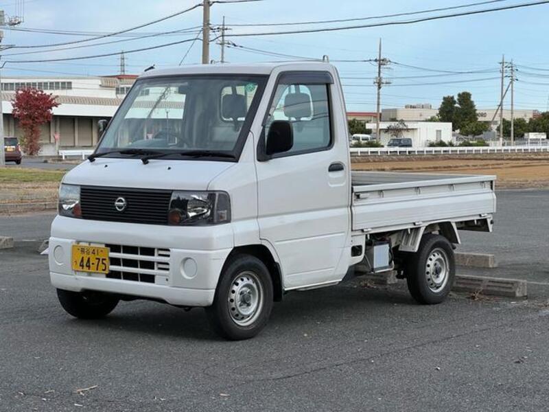NISSAN CLIPPER TRUCK