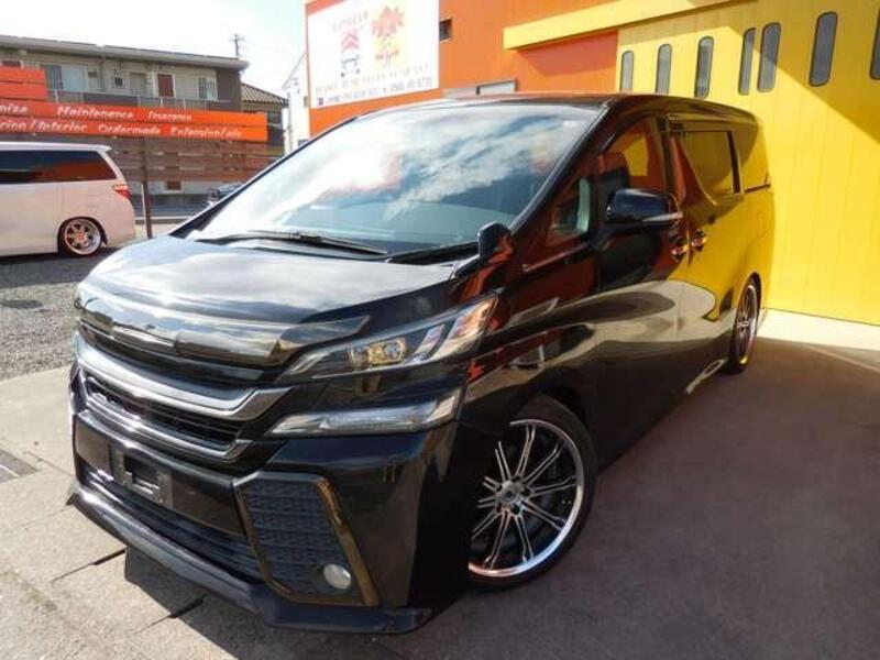 TOYOTA VELLFIRE