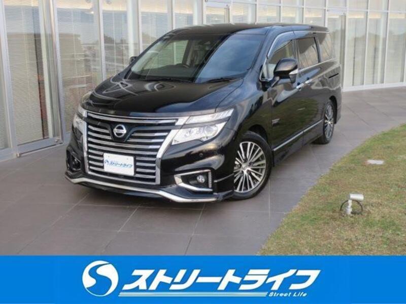 NISSAN ELGRAND