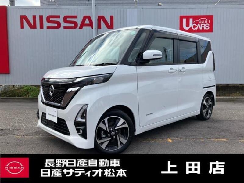 NISSAN ROOX