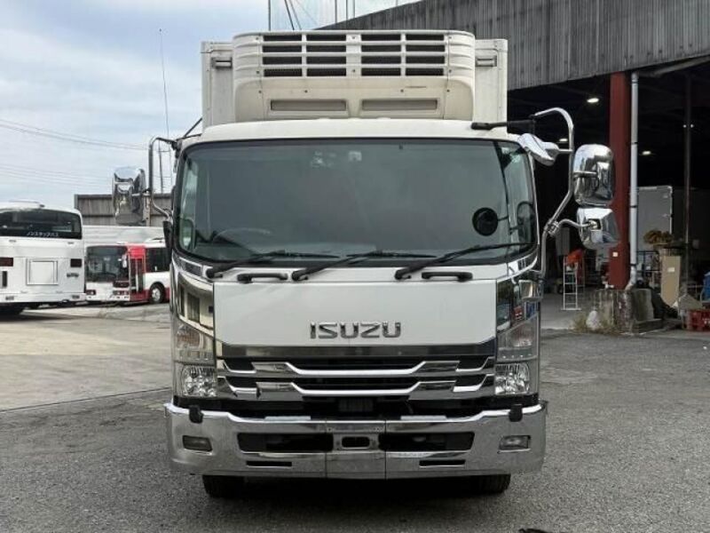 ISUZU FORWARD