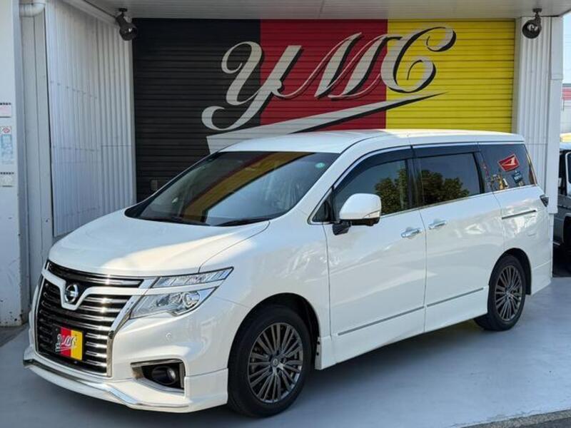 NISSAN ELGRAND