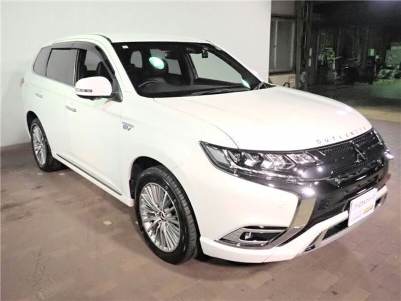 OUTLANDER PHEV