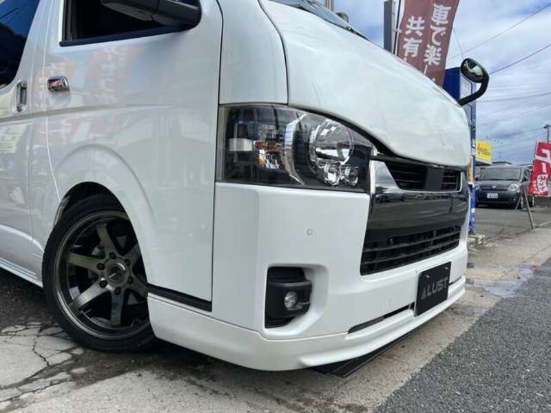 HIACE VAN
