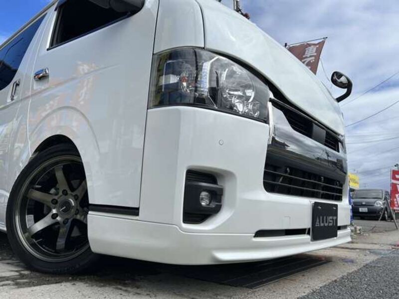 HIACE VAN
