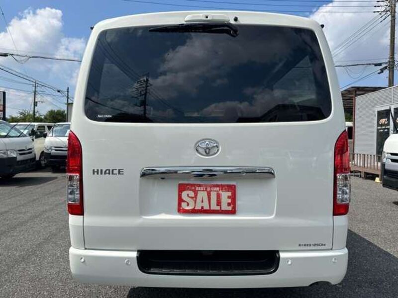 HIACE VAN