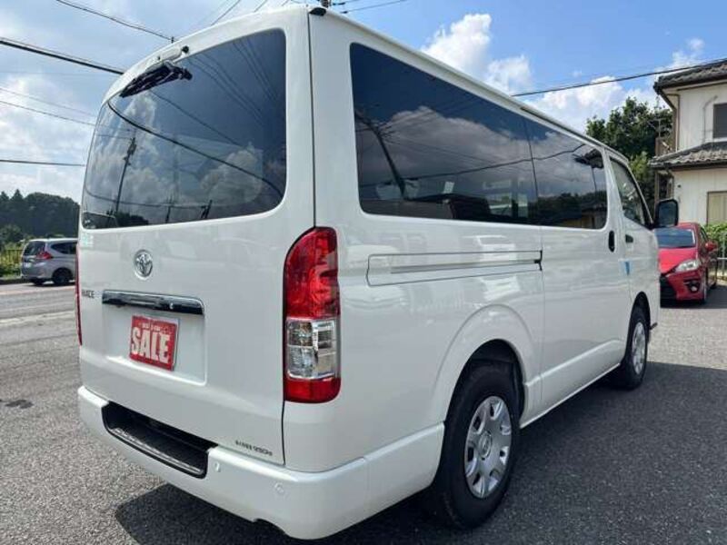 HIACE VAN