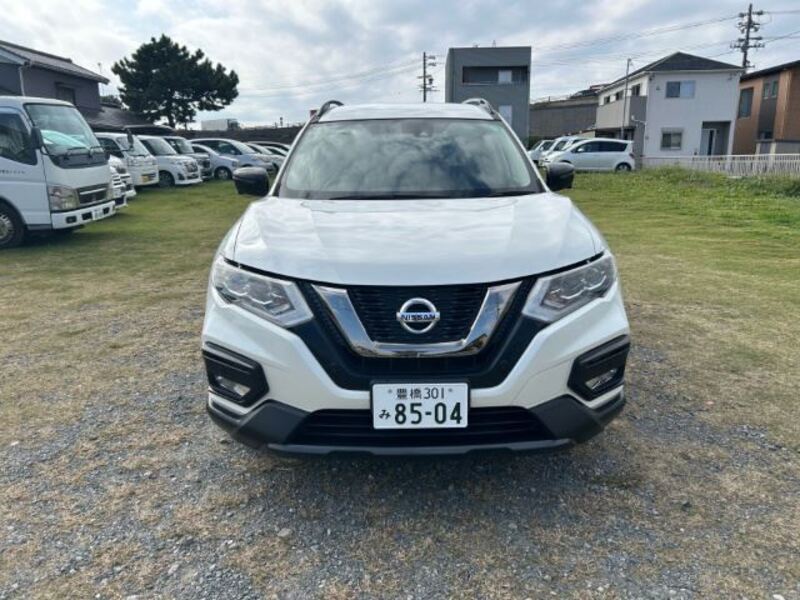 X-TRAIL