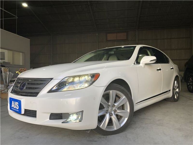 LEXUS LS