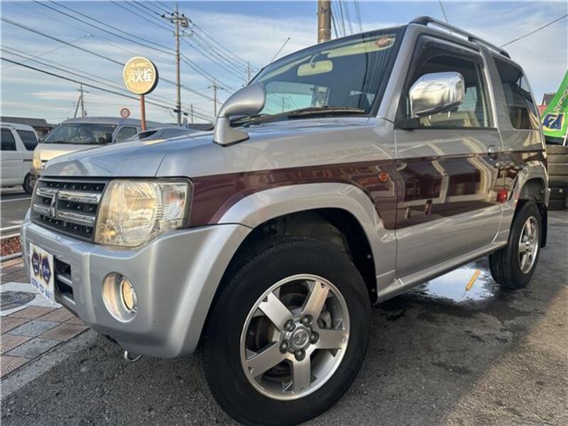 MITSUBISHI PAJERO MINI