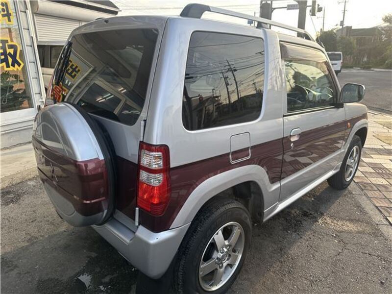 PAJERO MINI
