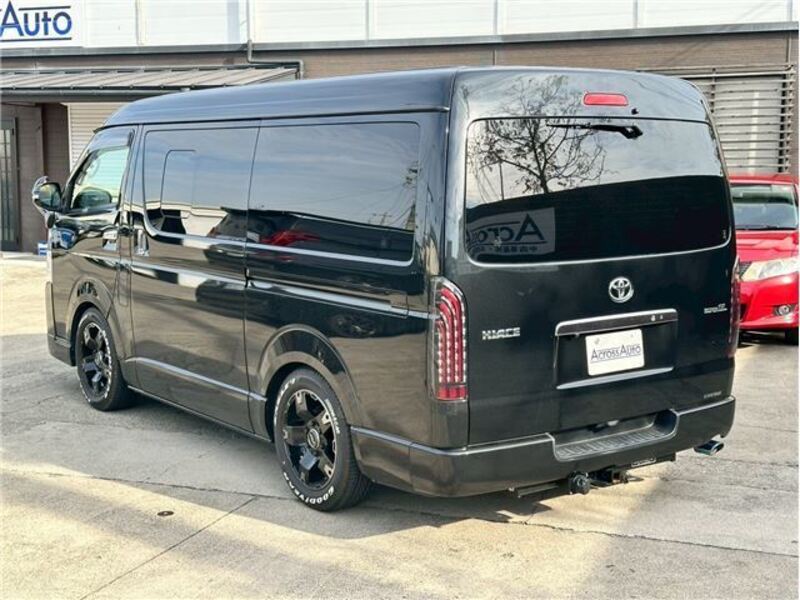 HIACE