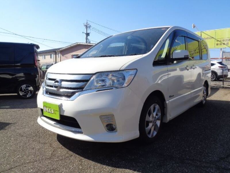 NISSAN SERENA