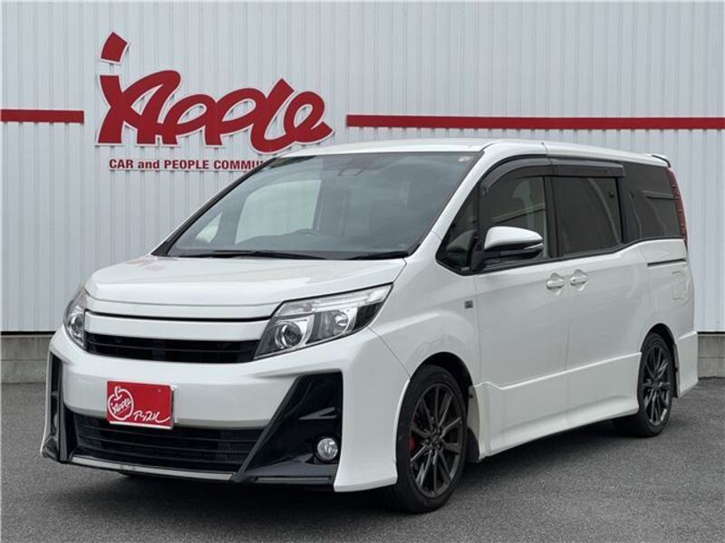 TOYOTA NOAH