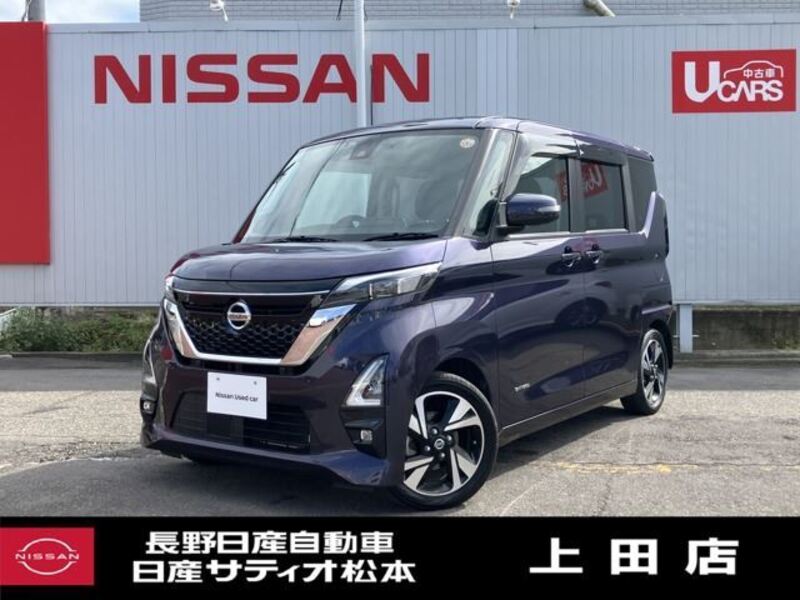 NISSAN ROOX