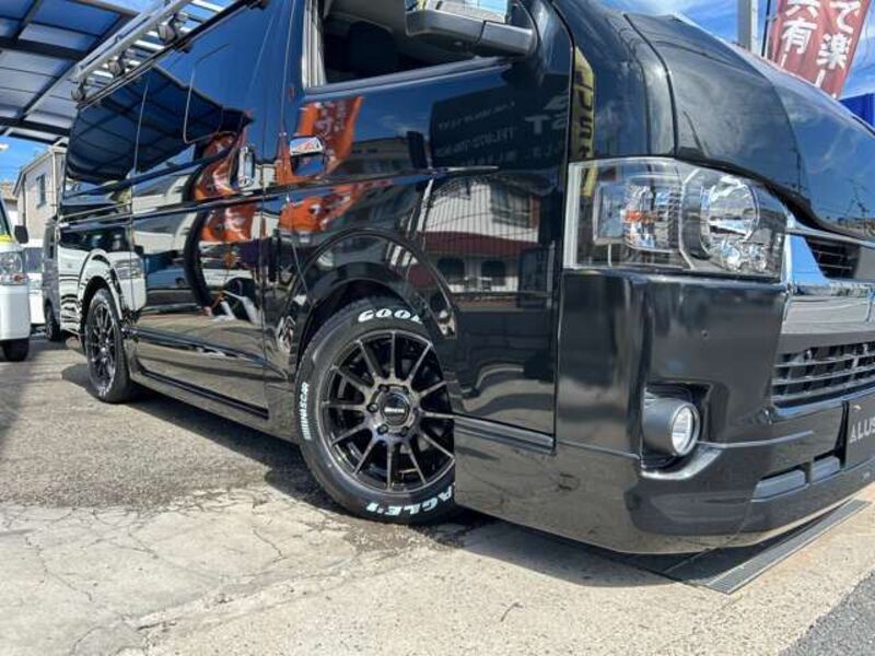 HIACE VAN