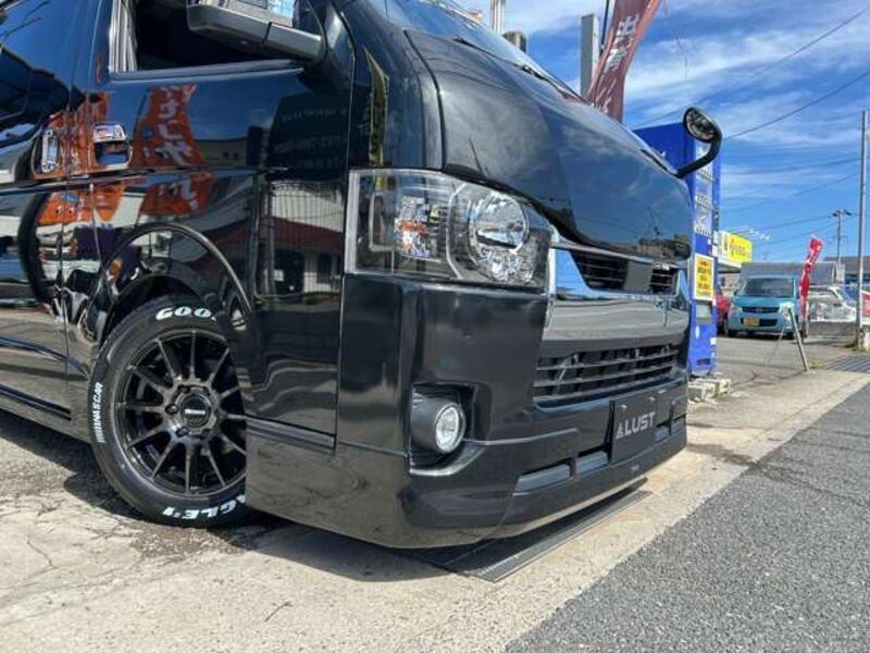 HIACE VAN