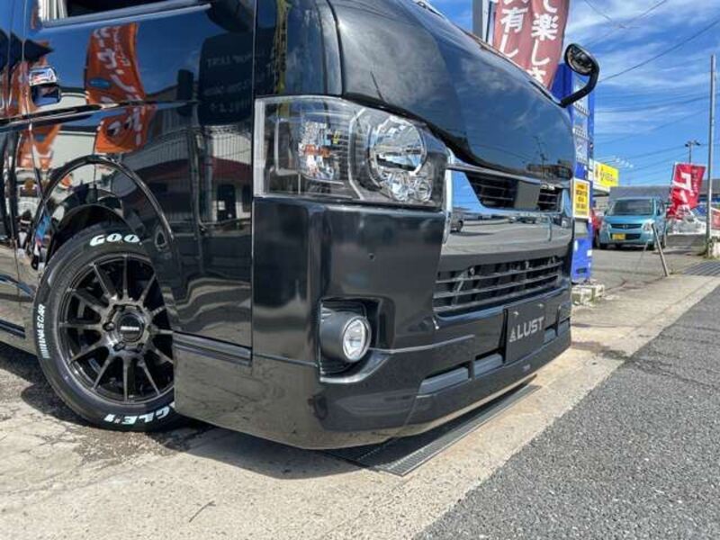 HIACE VAN