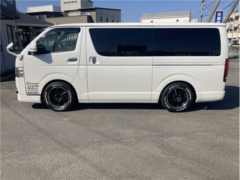 HIACE VAN