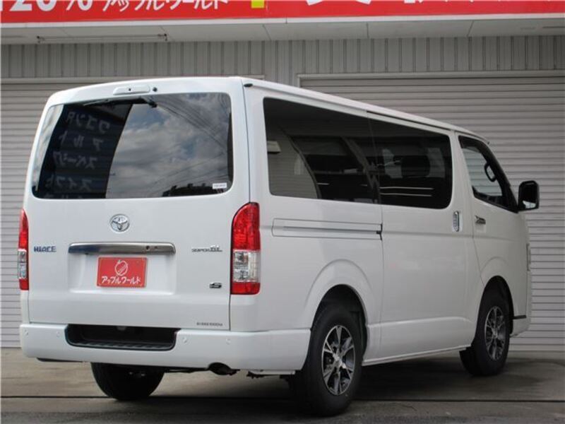 HIACE