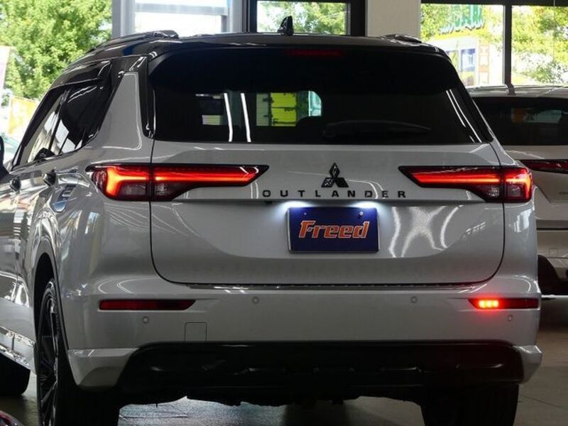 OUTLANDER PHEV