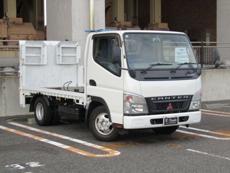 MITSUBISHI CANTER GUTS