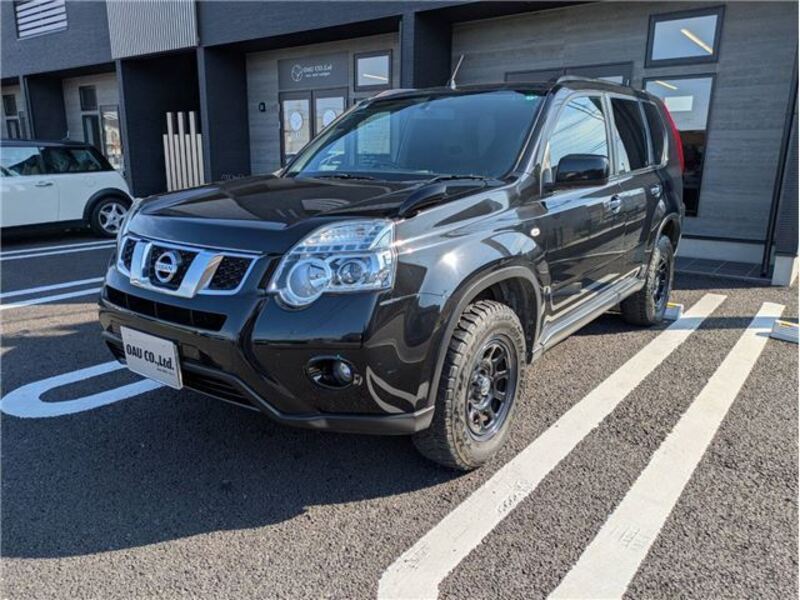 X-TRAIL