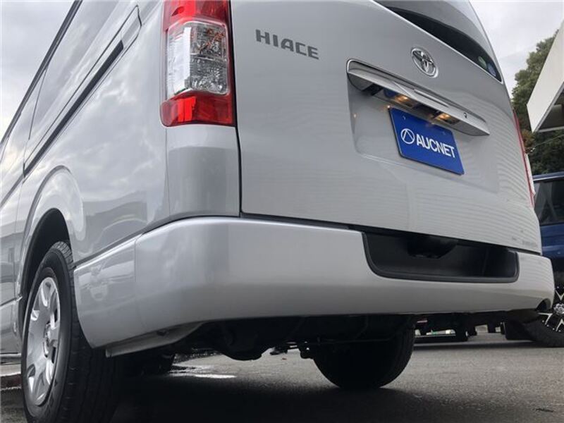 HIACE VAN