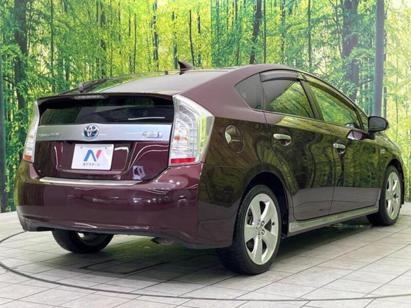 PRIUS PHV