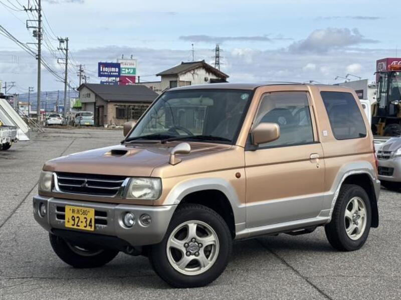 MITSUBISHI PAJERO MINI