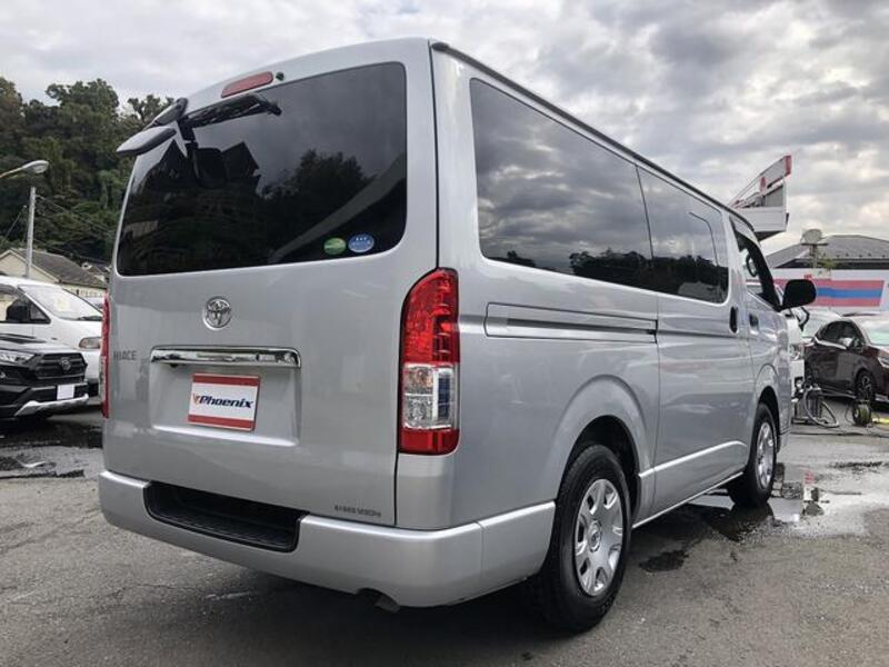 HIACE VAN