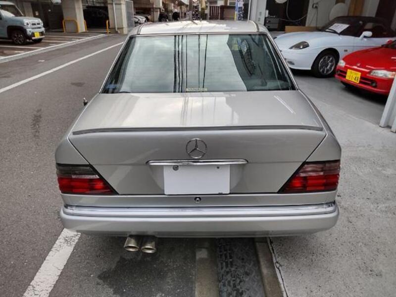 E-CLASS