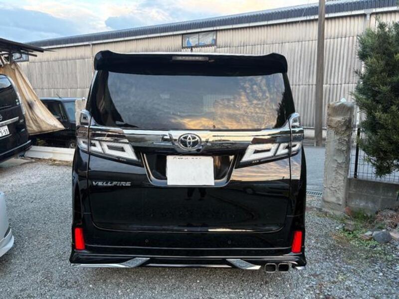 VELLFIRE