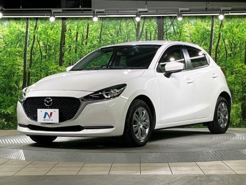 MAZDA2