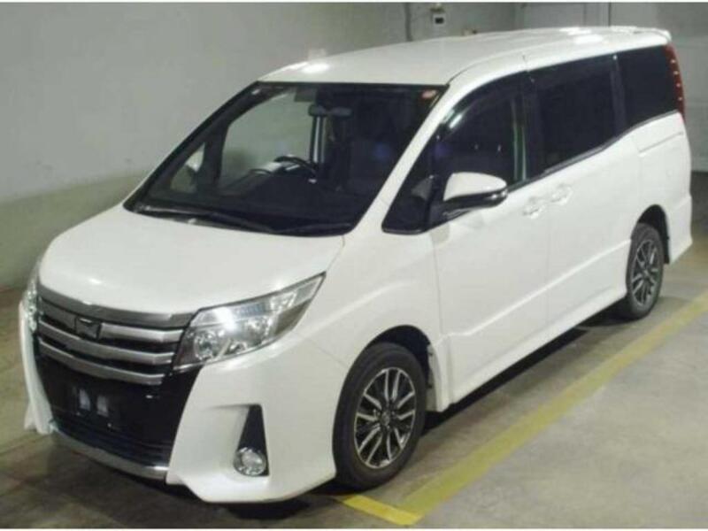 TOYOTA NOAH