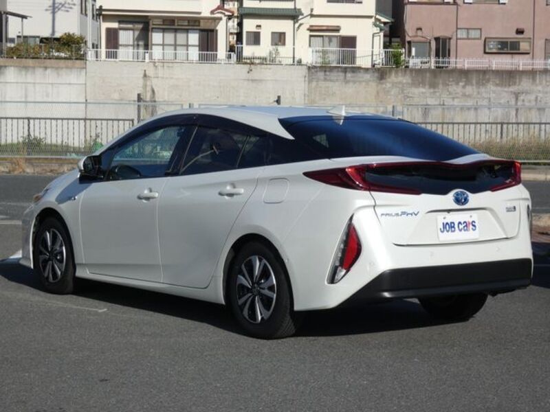 PRIUS PHV