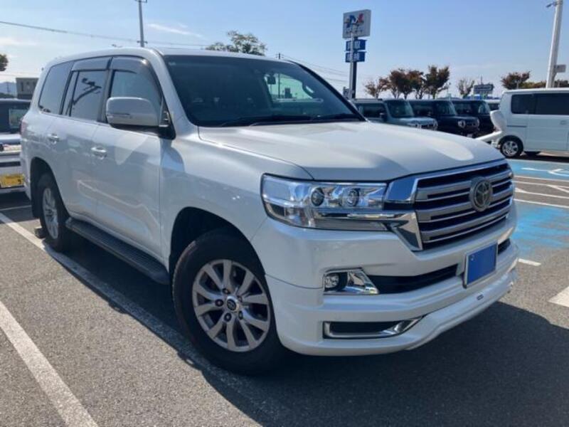 TOYOTA LAND CRUISER