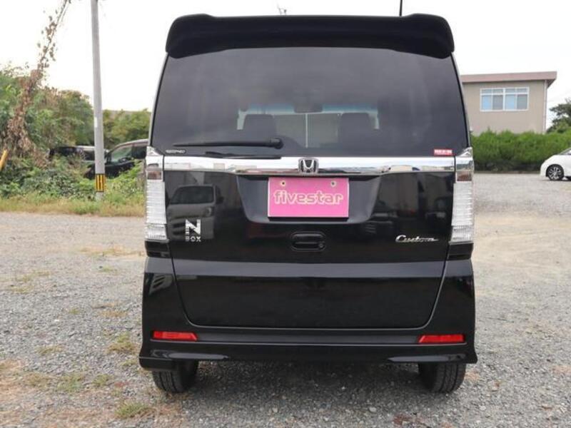 N BOX CUSTOM
