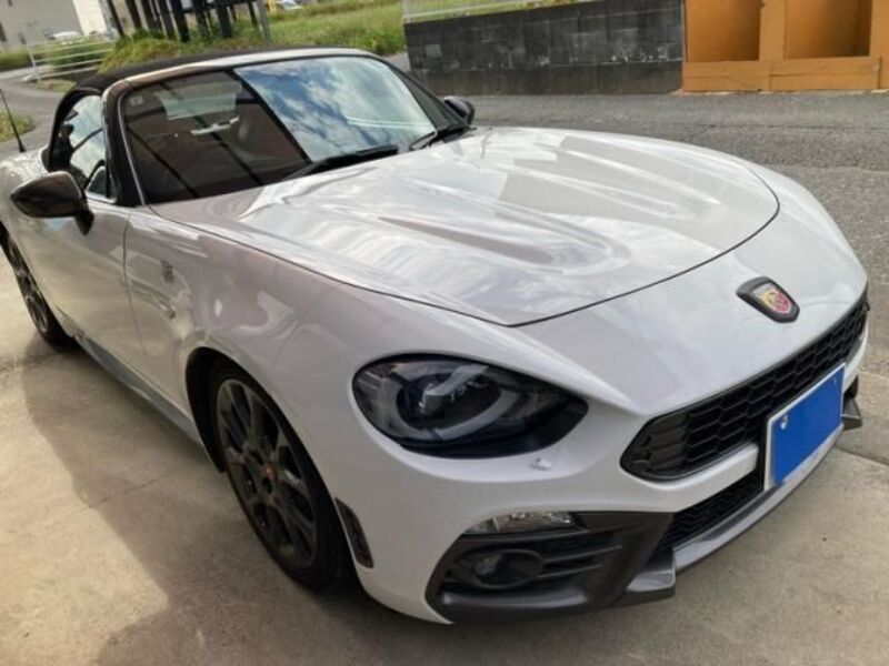 ABARTH 124 SPIDER