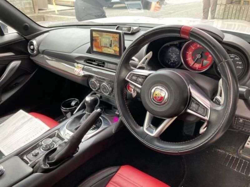 ABARTH 124 SPIDER