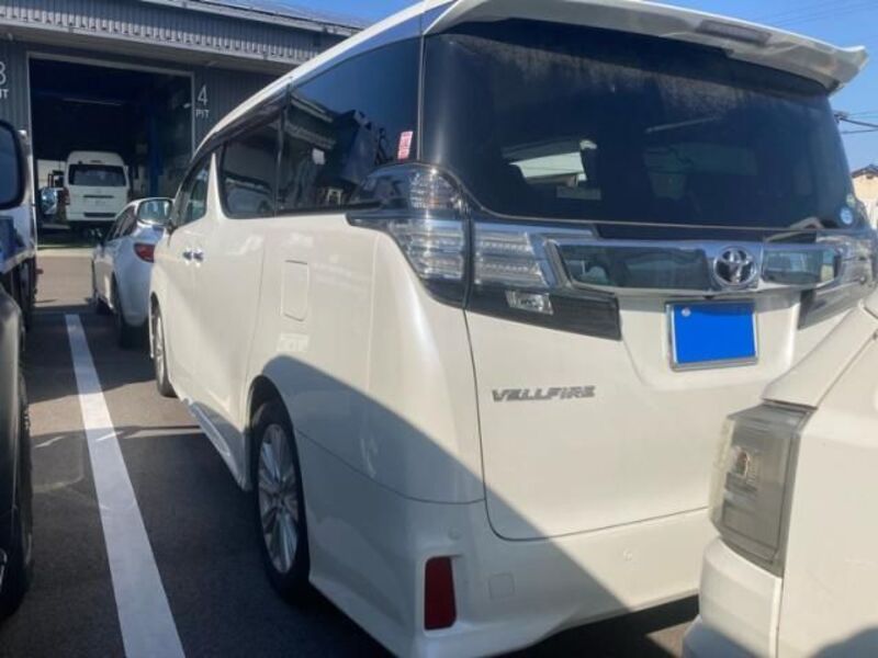VELLFIRE