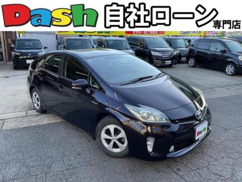 TOYOTA PRIUS