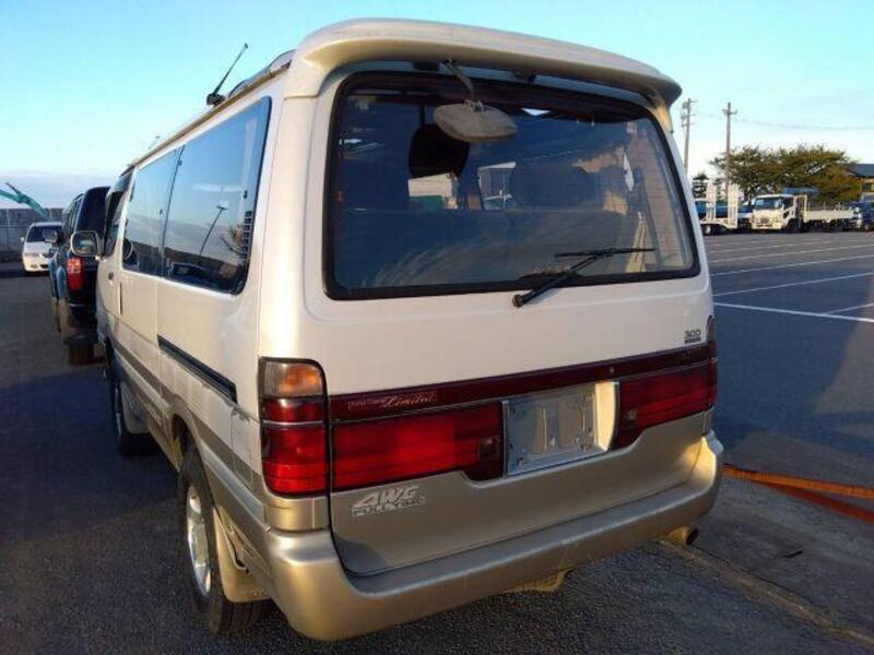 HIACE WAGON